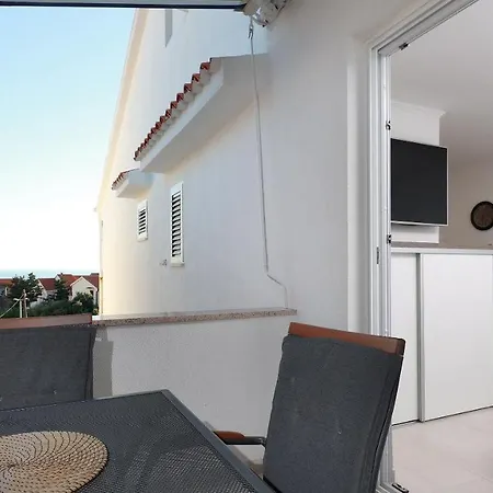 Apartment Vegas Novalja Exterior photo